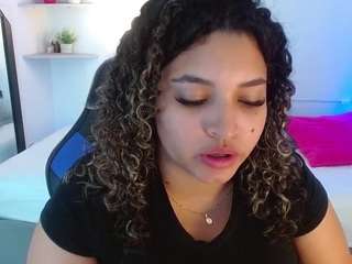 JULIA-BUST