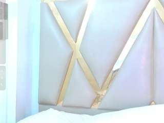 kinkyhousewifee Live Webcam on CamSoda