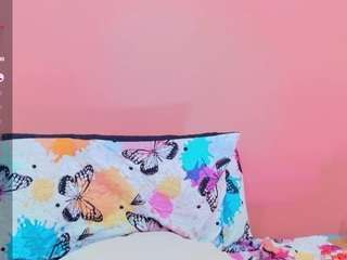 kinkyhousewifee camsoda