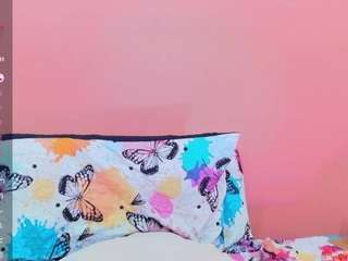 kinkyhousewifee camsoda