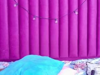  kinkyhousewifee chat room