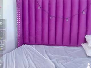 kinkyhousewifee webcam