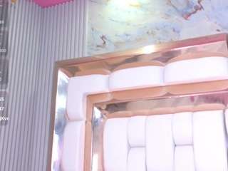 kinkyhousewifee webcam