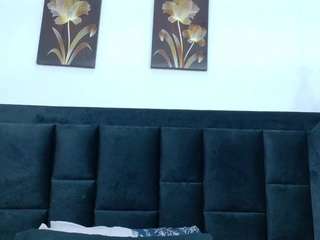 kinkyhousewifee webcam