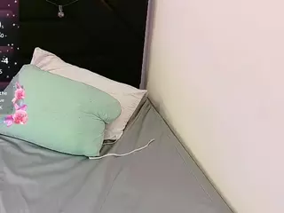 kinkyhousewifee