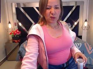 maissa-luv Naked Amateur Male camsoda