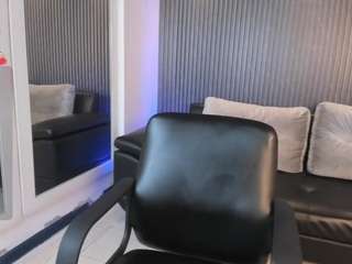 saracorraless chat room