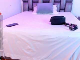 saracorraless webcam model