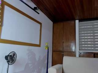  saracorraless chat room