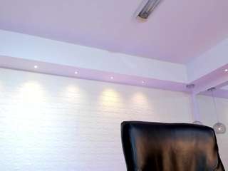 saracorraless webcam model