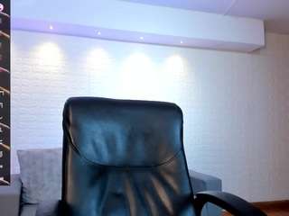  saracorraless chat room