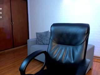 saracorraless Live Webcam on CamSoda