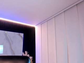 le modèle saracorraless est en webcam porno dans un show sur le site camsoda, il possède les tags suivants: anal,no smoking,young adult,teen-18,tattoos,squirt,skinny,sex toys,pussy,natural,black hair,fuck machine,fingering,facial piercings,drinking,dildo,deepthroat,cum swallowing,brown eyes,hd