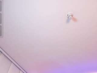 saracorraless Sex Cam Show