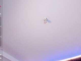 saracorraless Sex Cam Show