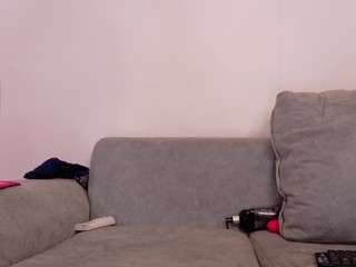 Live webcam model andreafit on Soda Cams