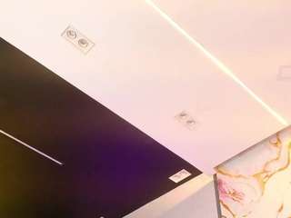 Live webcam model andreafit on Soda Cams