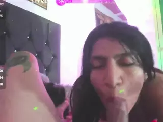 Benedettomichelrubi's Live Sex Cam Show