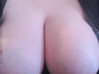 bigbittiesandfun webcam