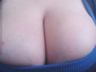 bigbittiesandfun webcam