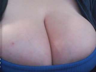 bigbittiesandfun from CamSoda is Freechat