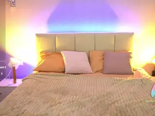 CloverPussy's Live Sex Cam Show
