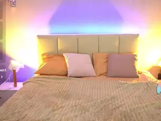 CloverPussy's Live Sex Cam Show