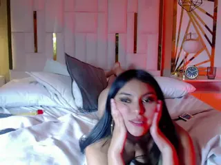 emilly-fx's Live Sex Cam Show