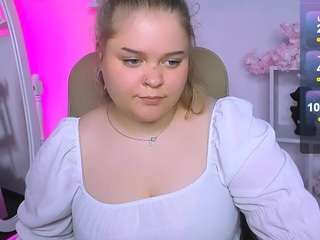 oliviaacherry from camsoda