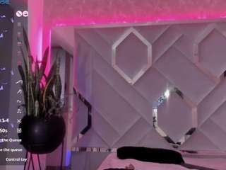  saraa-fox chat room