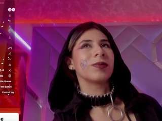 saraa-fox Live Webcam on CamSoda