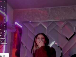 saraa-fox Live Webcam on CamSoda