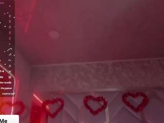 saraa-fox Live Webcam on CamSoda