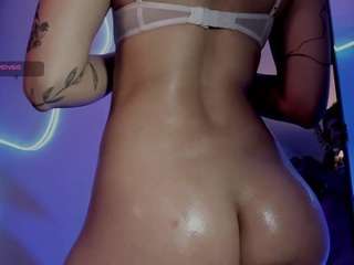 saraa-fox Sex Cam Show