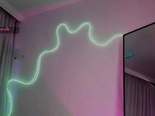 saraa-fox live webcam show