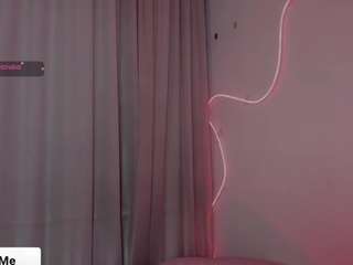 saraa-fox live webcam show