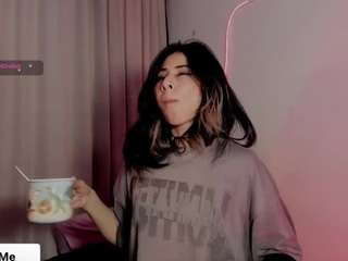 Saraa-fox live webcam show