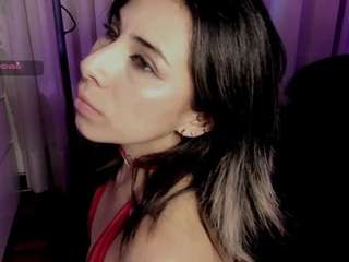 Saraa-fox live cam preview