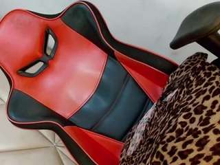 sweetbrunettexselfsuck