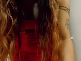 Mia Hernandez's Live Sex Cam Show