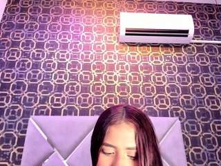 cherryblossom23 webcam model