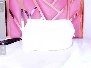 cherryblossom23 webcam