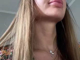 KristalNight's Live Sex Cam Show