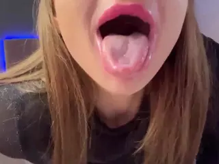 KristalNight's Live Sex Cam Show