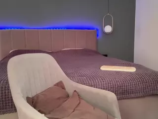 KristalNight's Live Sex Cam Show
