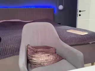 KristalNight's Live Sex Cam Show