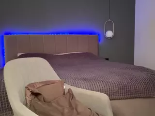 KristalNight's Live Sex Cam Show