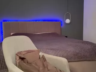 KristalNight's Live Sex Cam Show