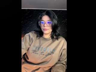 ashleey18 webcam