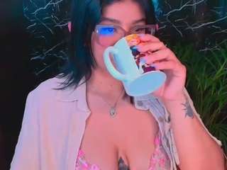 Ashleey18